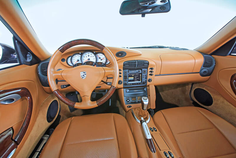 Porsche 996, Cockpit