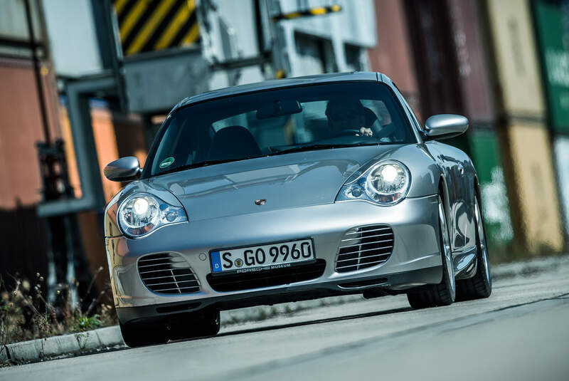 Porsche 996, Frontansicht