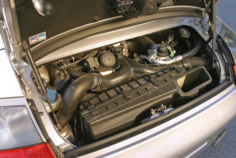 Porsche 996, Motor