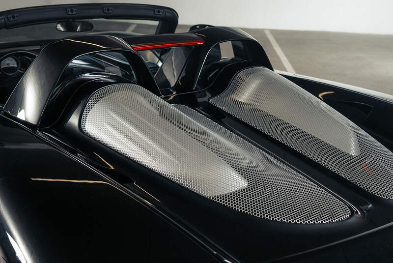 Porsche Carrera GT (2005) Basaltschwarz Metallic