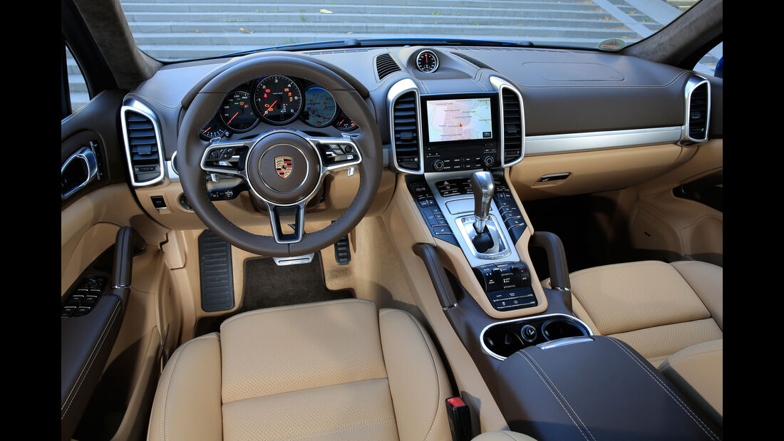 Porsche Cayenne, Cockpit