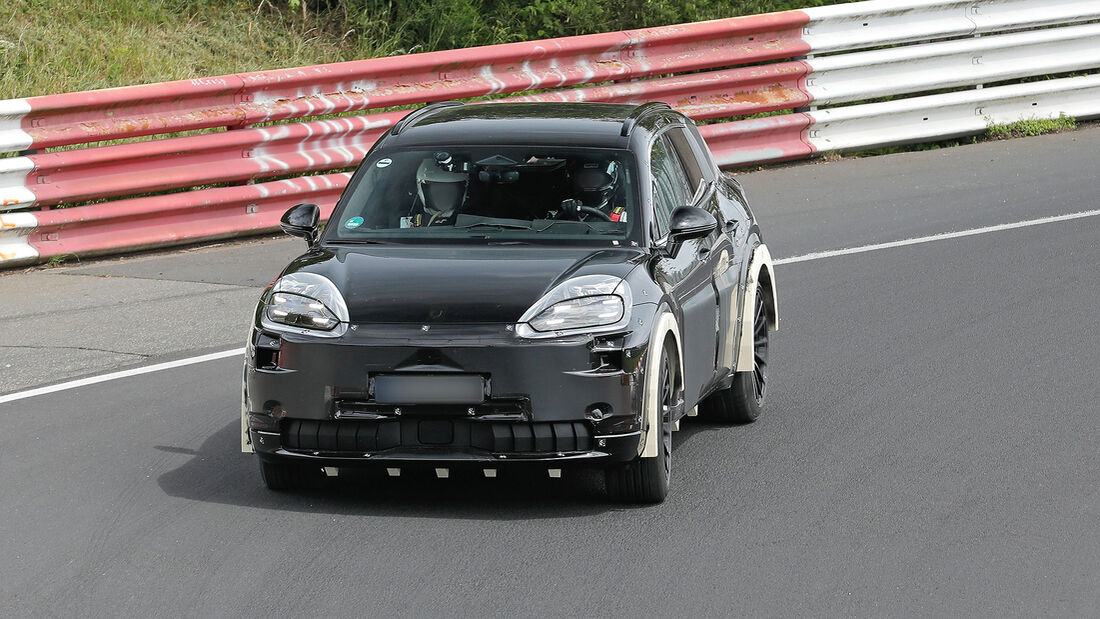 Porsche Cayenne EV Erlkönig