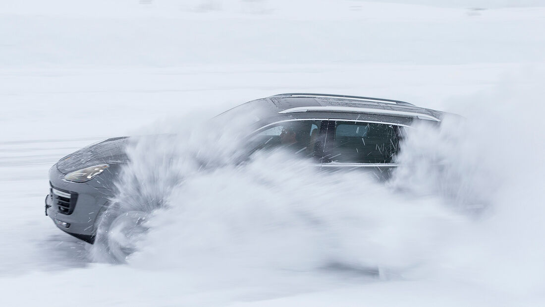 Porsche Cayenne Turbo S 2015