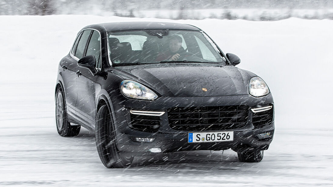 Porsche Cayenne Turbo S 2015