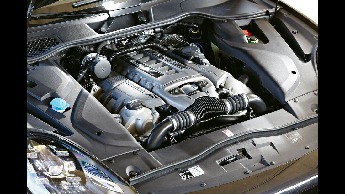 Porsche Cayenne Turbo S, Motor
