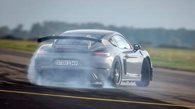 Porsche Cayman GT4 RS, Drift