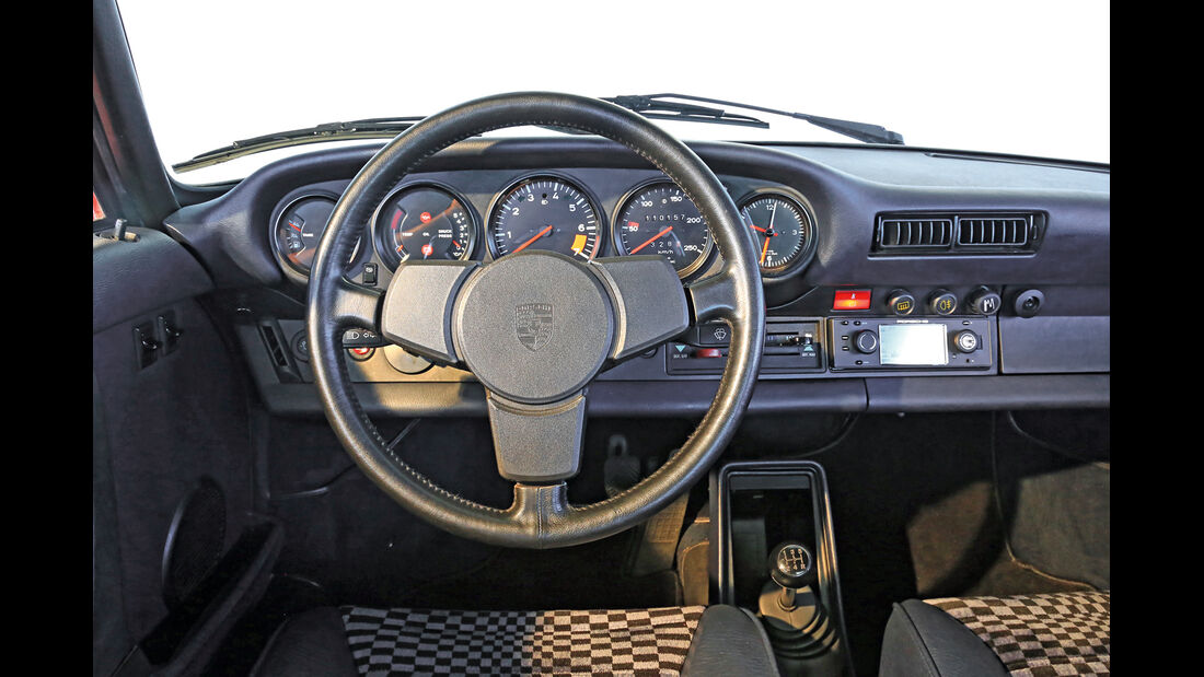 Porsche G-Modell,  Cockpit