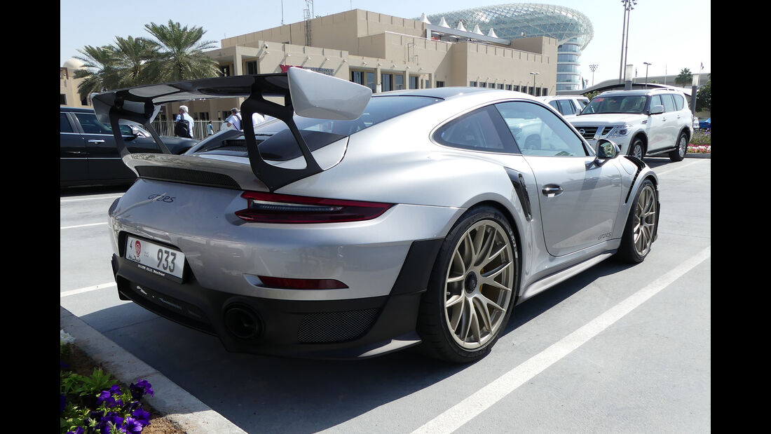 Porsche GT2 RS - Carspotting - GP Abu Dhabi 2018