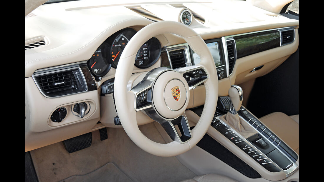Porsche Macan, Cockpit