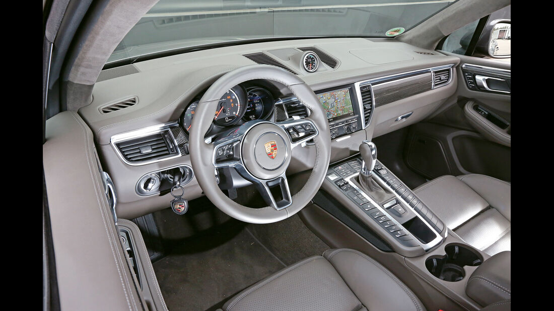 Porsche Macan Turbo, Cockpit