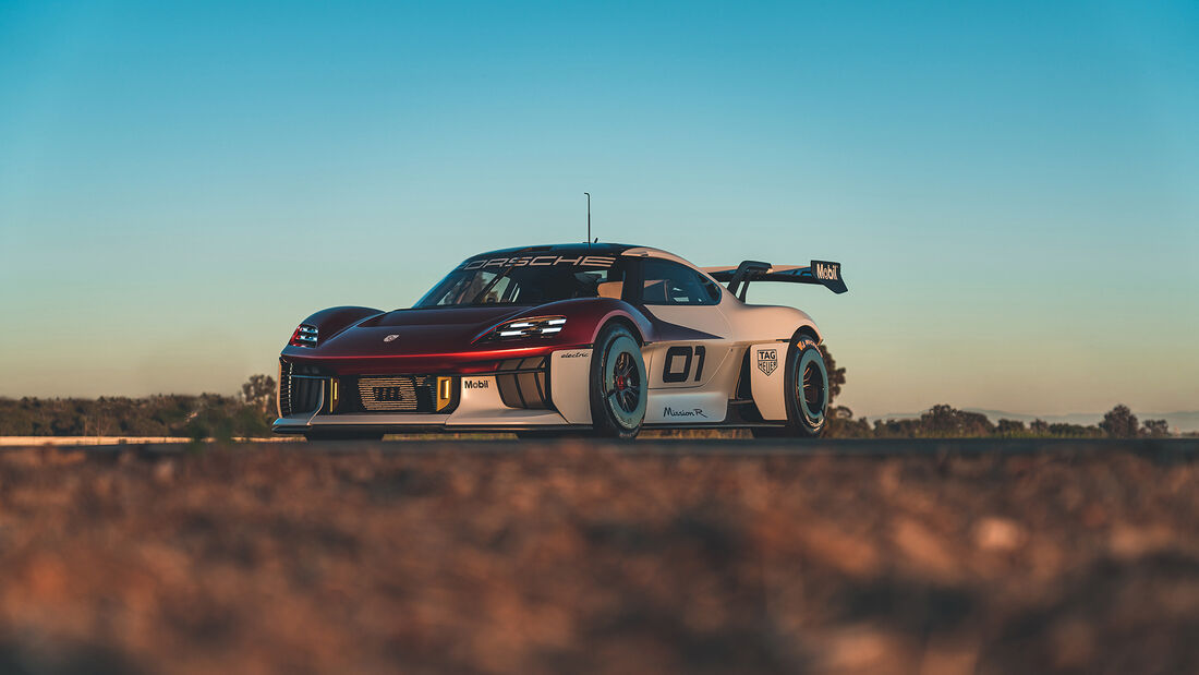 Porsche Mission R