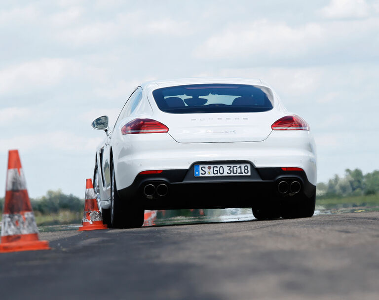 Porsche Panamera 4s Im Test Auto Motor Und Sport