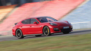 Porsche Panamera GTS, Seitenansicht