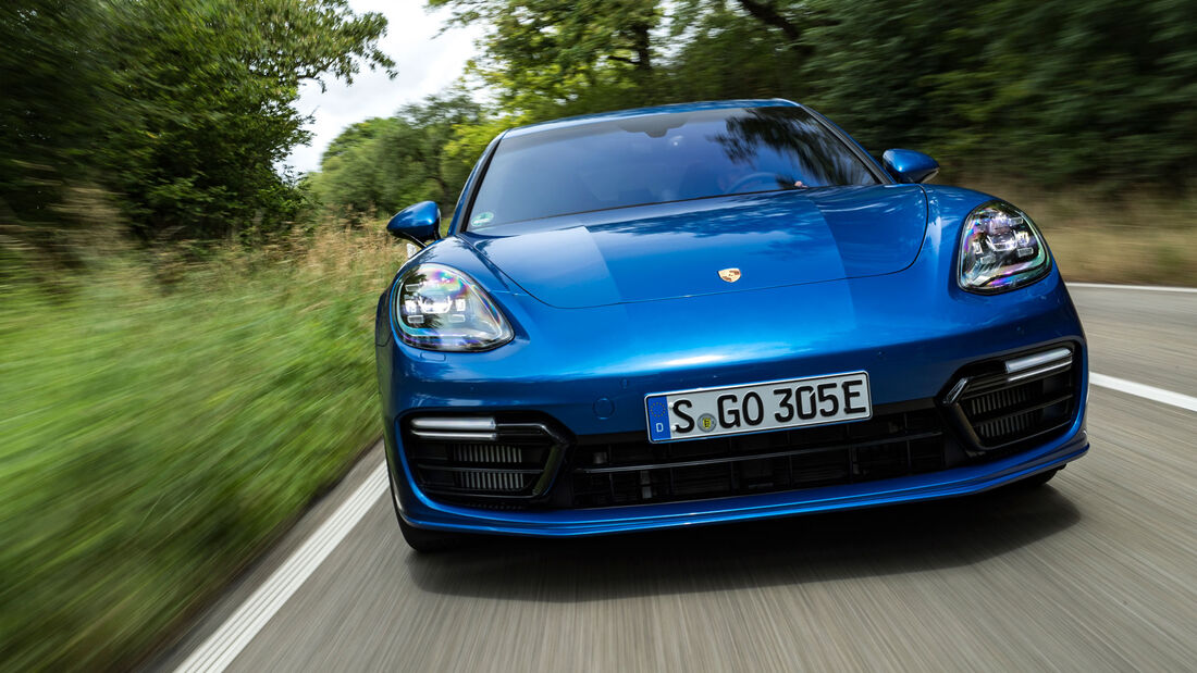 Porsche Panamera Sport Turismo 4 E-Hybrid - Sport-Kombi - Fahrbericht 