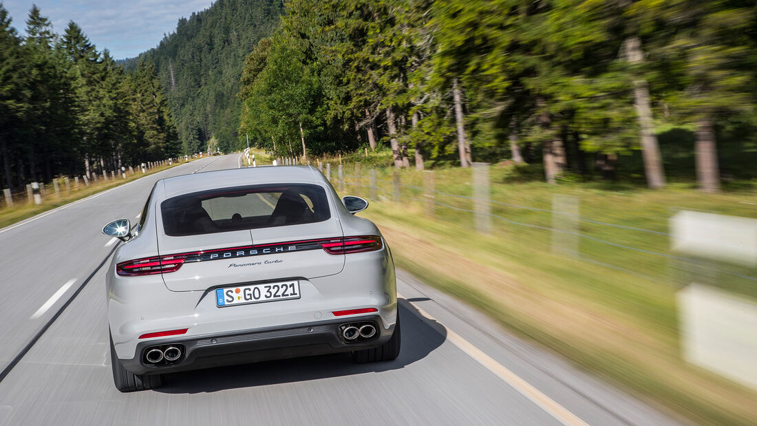 Porsche Panamera Turbo