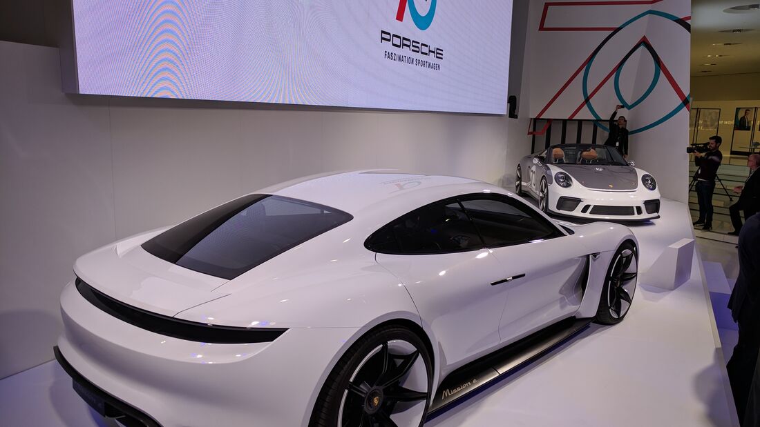 Playmobil bringt den Porsche Mission E ins Kinderzimmer