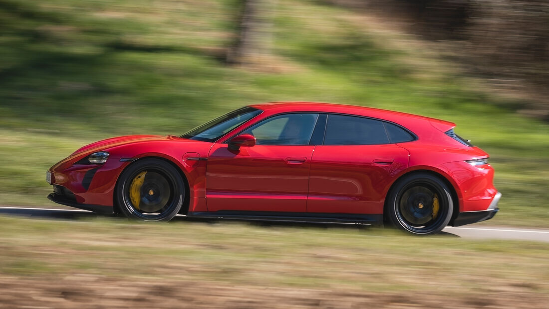 Porsche Taycan GTS Sport Turismo