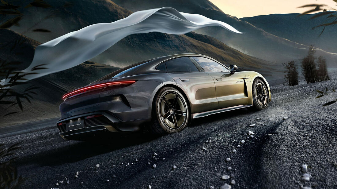 Porsche Taycan Turbo S Celestial Jade Sonderwunsch-Modell