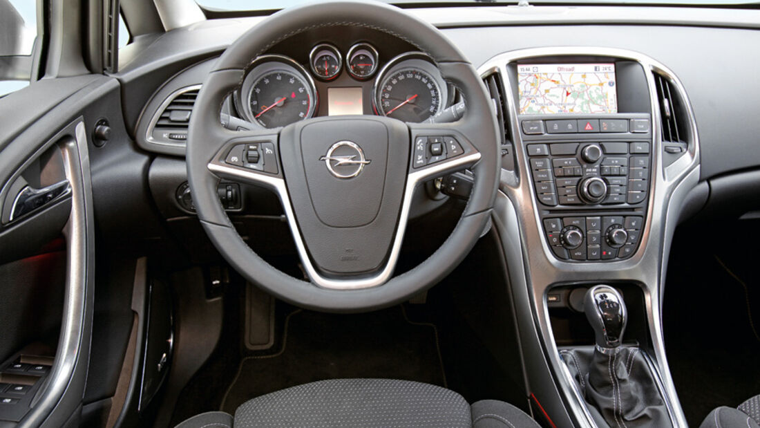 Praxistest, Opel Astra Sportstourer 1.4 Turbo, Cockpit