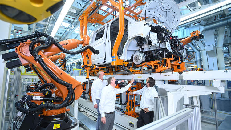 Vw Werk Hannover Tschuss Amarok Hallo T7 Und Id Buzz Auto Motor Und Sport