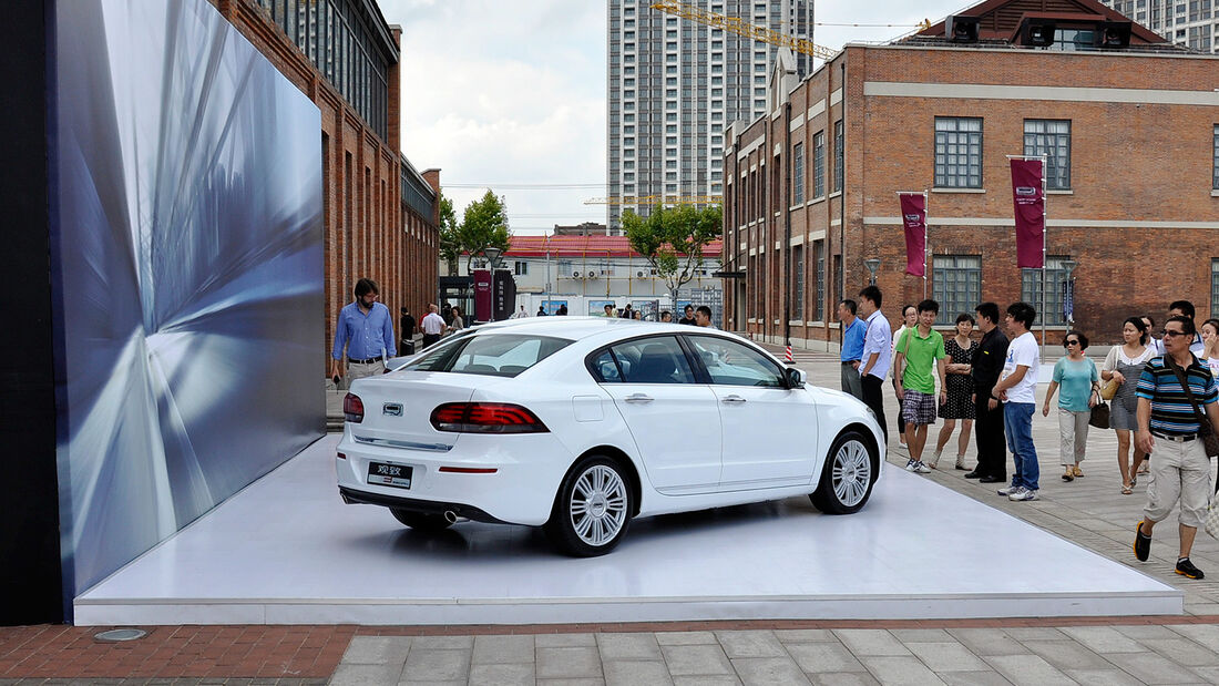 Qoros 3 Sedan