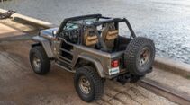 Quadratec 30th Anniversary Jeep Wrangler YJL Sahara