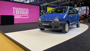 Rétromobile 2023 Paris 30 Jahre Renault Twingo
