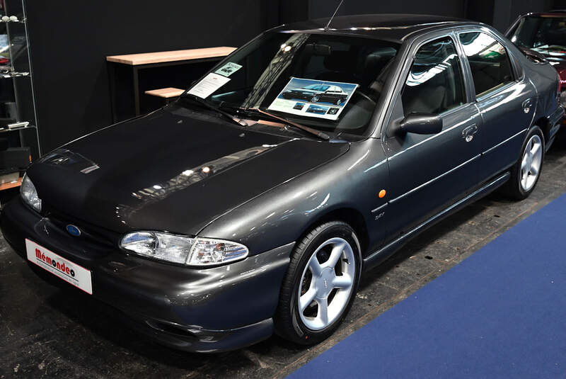 Rétromobile 2026 Markt Ford Mondeo 2.5 V6 RS