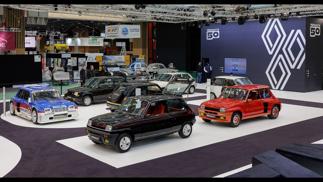Rétromobile Paris 2022 Renault 50 Jahre R8