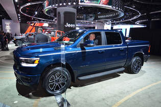 48+ Ram 1500 Pick Up Truck Gif