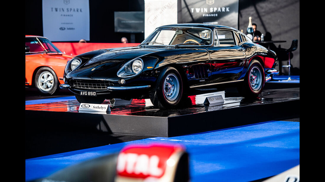 RM Sotheby's Auktion Rétromobile Paris 2019 Ferrari 275 GTB/6C 1966 