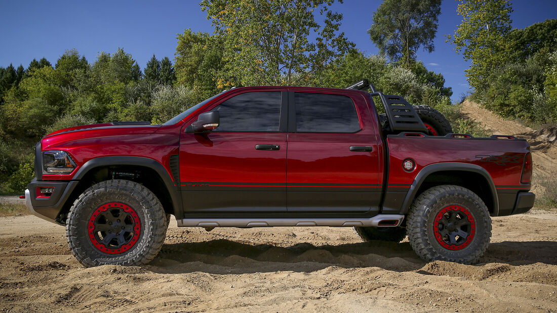 Ram Rebel TRX Concept 6.2 Hemi V8