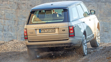 Range Rover 4.4 SDV8 Vogue, Heckansicht, Gelände