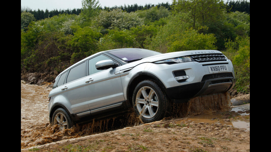 Range Rover Evoque, Frontansicht, Gelände, Flußdurchfahrt, Ende