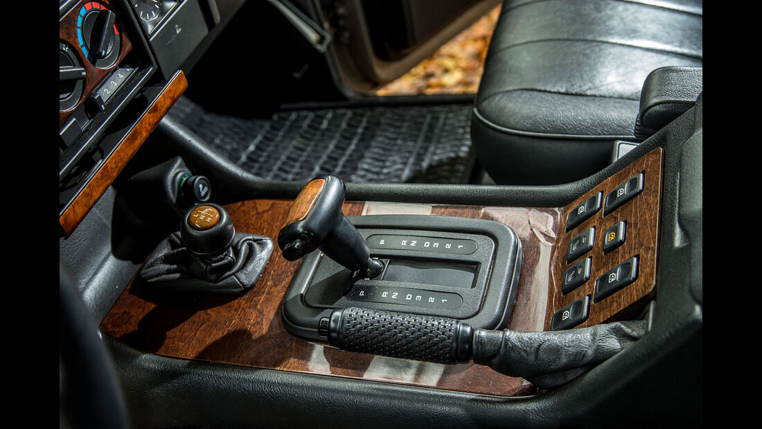Range-Rover-I-V8-im-Interieur