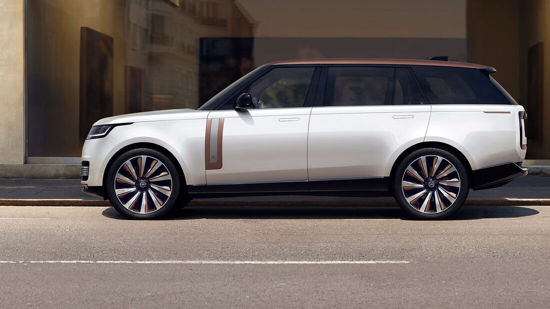 Range Rover SV Serenitiy Intrepid 2022