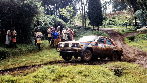 Rauno Aaltonen / Lofty Drews - Nissan/Datsun 160J - Rallye Safari 1979
