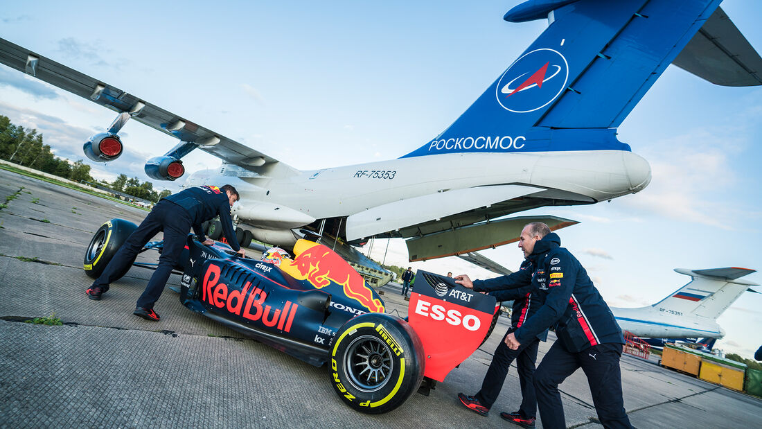 Red Bull - Boxenstopp in Schwerelosigkeit - Parabelflug - 2019