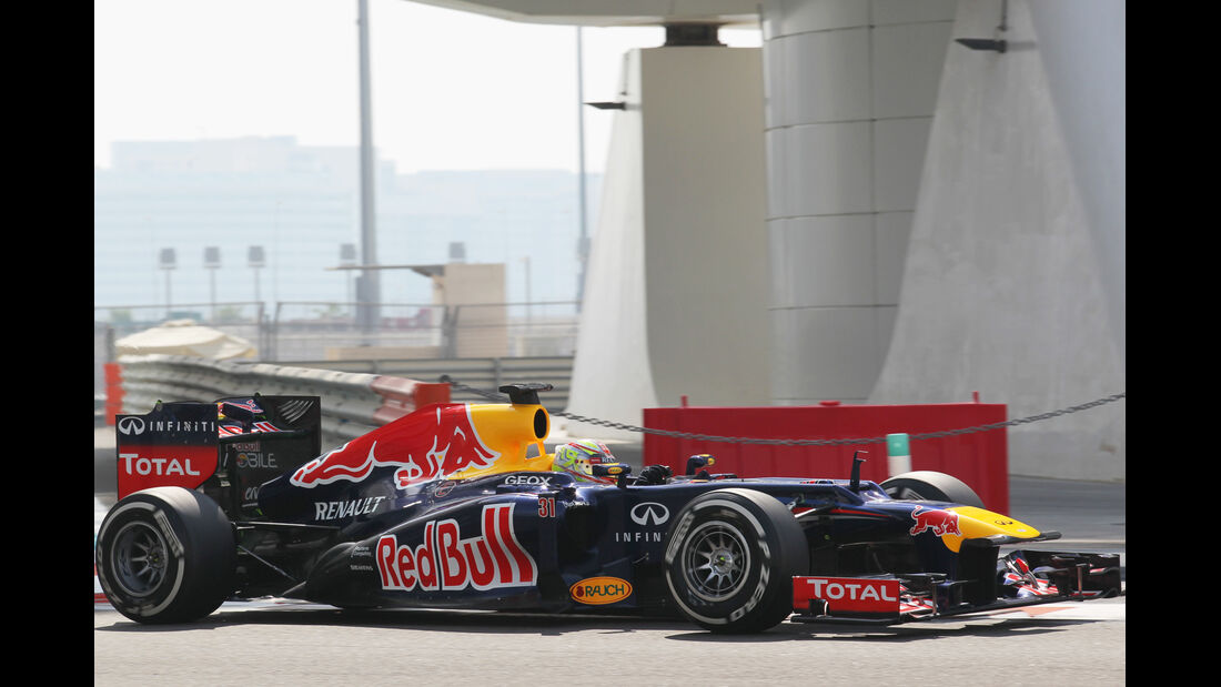 Red Bull DRD YDT Abu Dhabi 2012