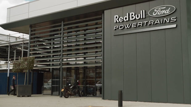 Red Bull Ford Powertrains - F1 - Formel 1- Milton Keynes - Motorenfabrik