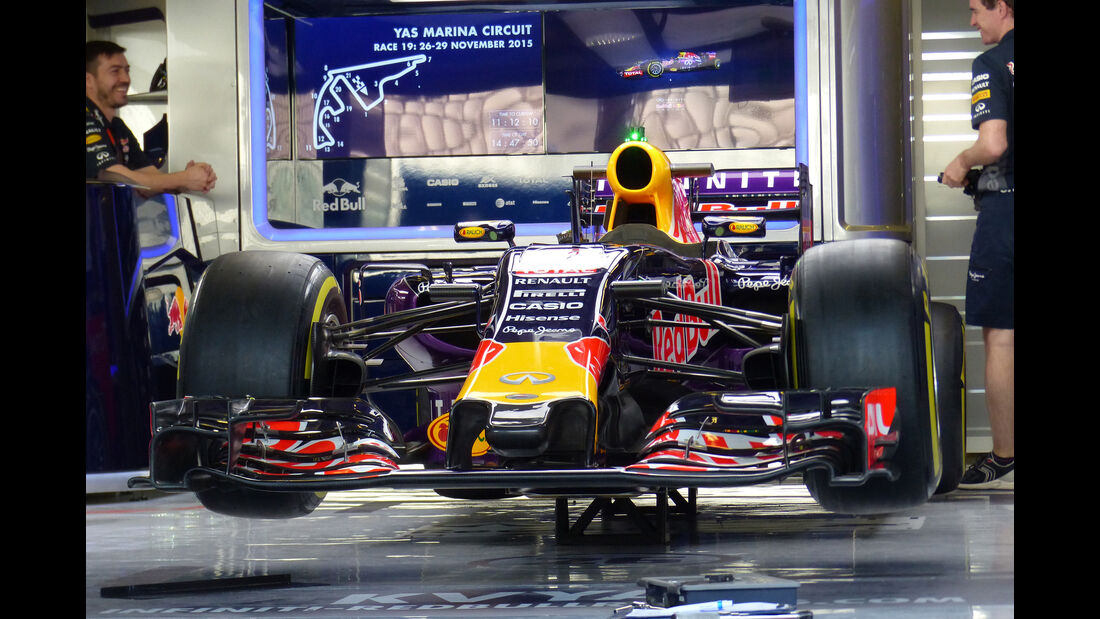 Red Bull - Formel 1 - GP Abu Dhabi - 26. November 2015