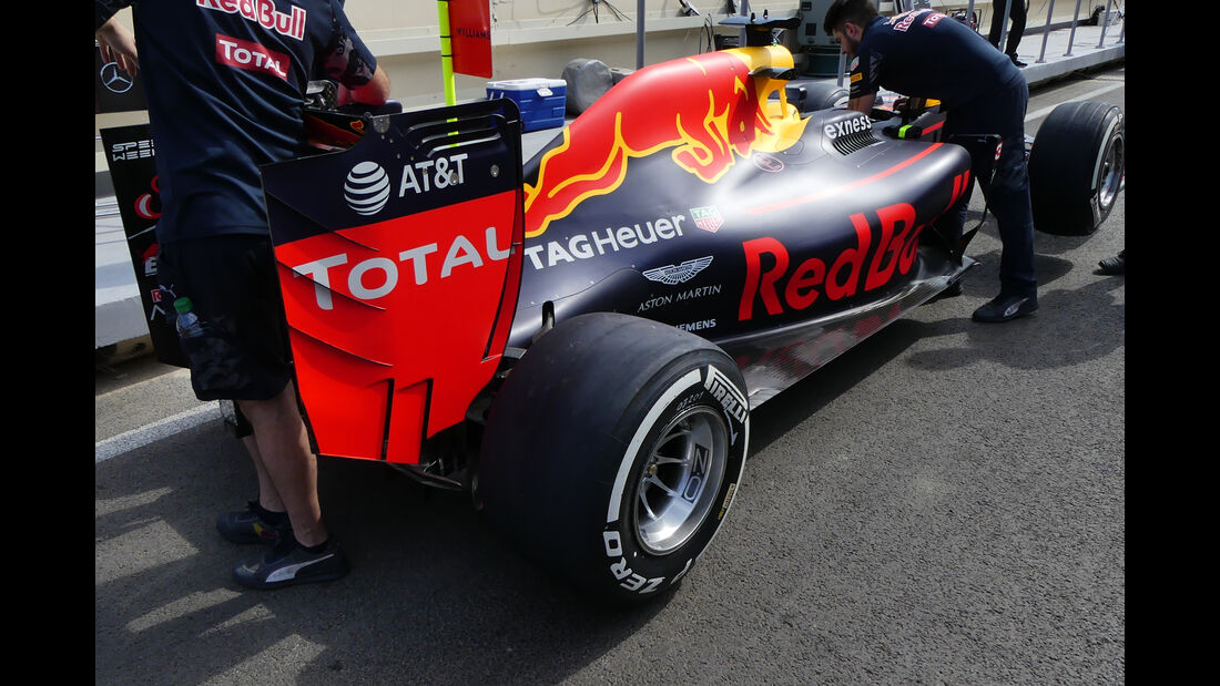 Red Bull - Formel 1 - GP Aserbaidschan - Baku - 16. Juni 2016