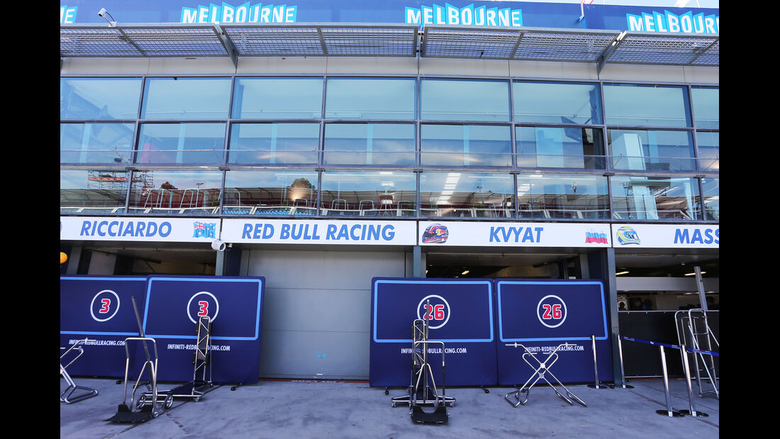 Red Bull - Formel 1 - GP Australien - Melbourne - 11. März 2015