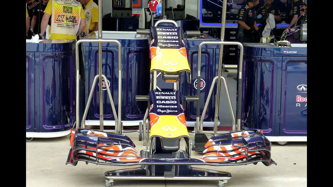 Red Bull - Formel 1 - GP Brasilien- 12. November 2015
