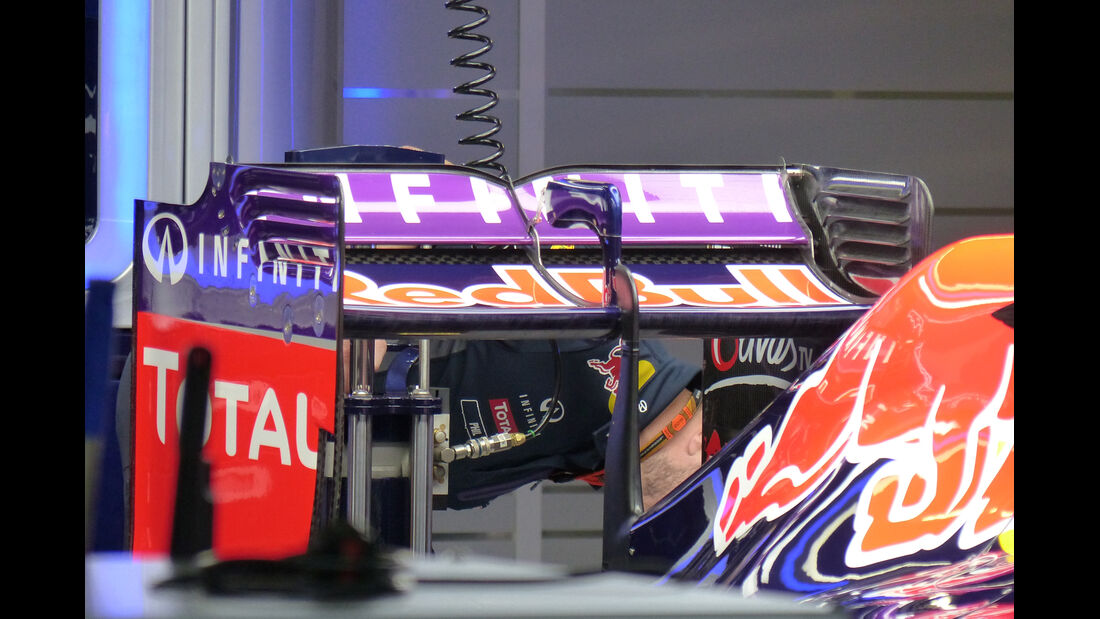 Red Bull - Formel 1 - GP Japan - Suzuka - 24. September 2015