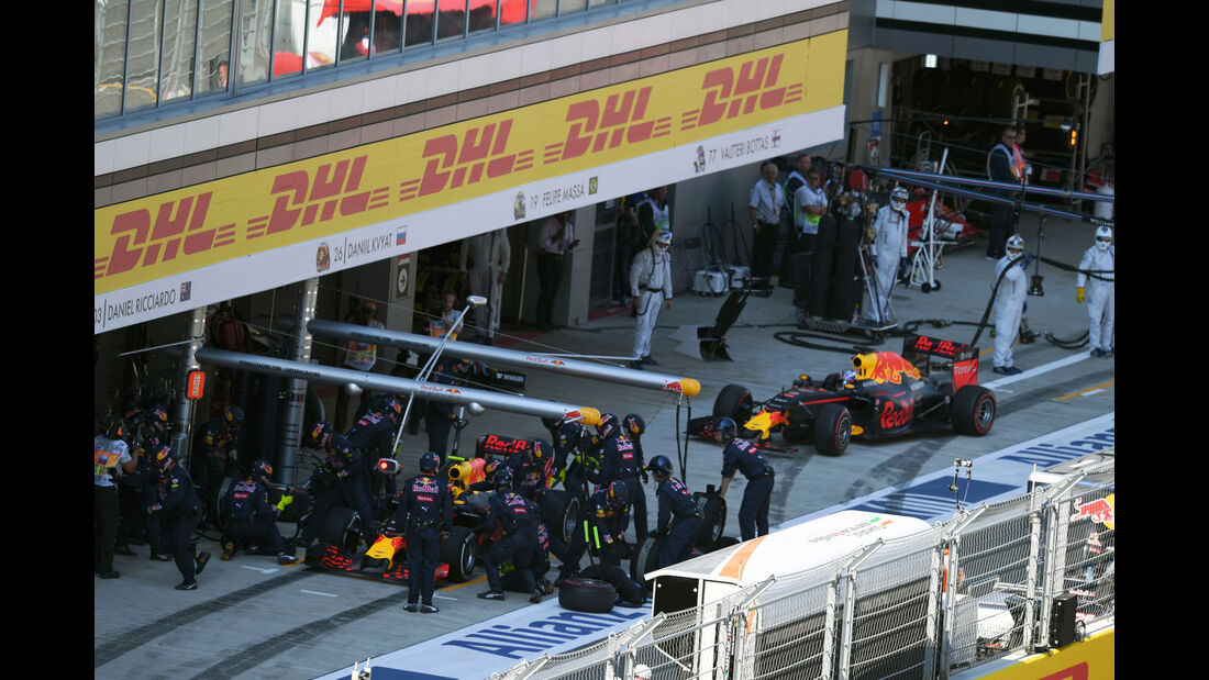 Red Bull - Formel 1 - GP Russland - 1. Mai 2016