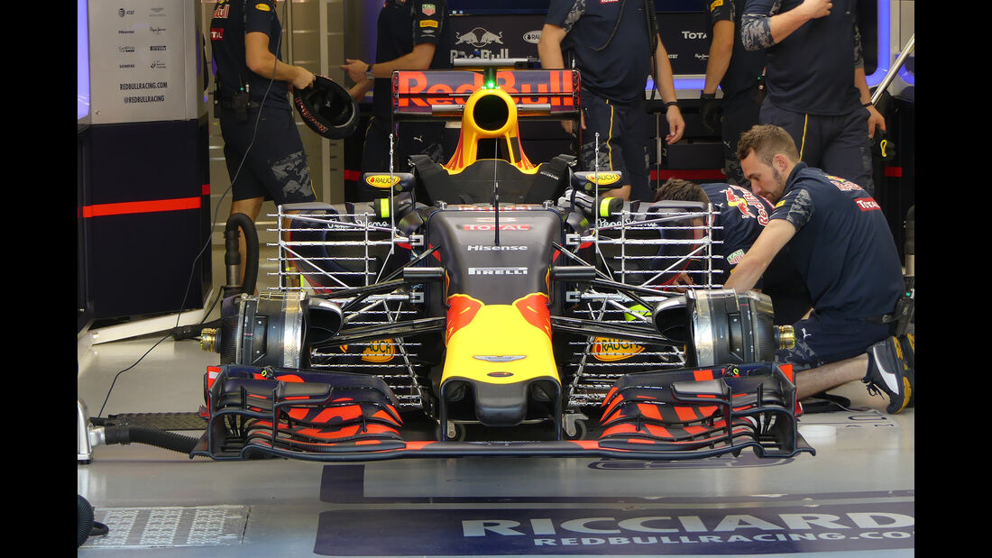 Red Bull - Formel 1 - GP Singapur - 16. September 2016