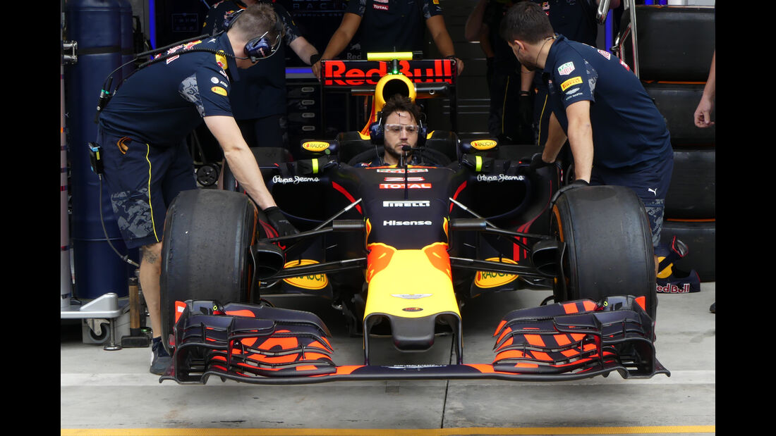 Red Bull - GP Bahrain - Formel 1 - 1. April 2016