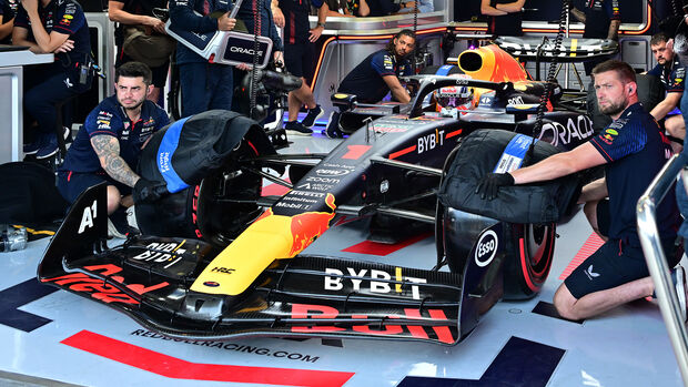 Formel 1: Tricksen Teams mit den Heizdecken? - AUTO BILD