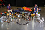 Red Bull - Max Verstappen & Sergio Perez - Meisterfoto - 2023